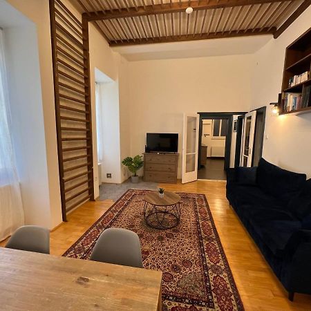 Azure King Residence In The Heart Of Будапеща Екстериор снимка